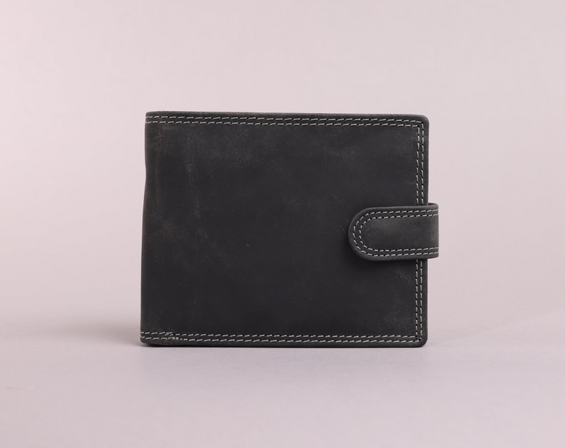 Personalised Engraved Bifold Black Hunter Leather Wallet With Coin Pocket